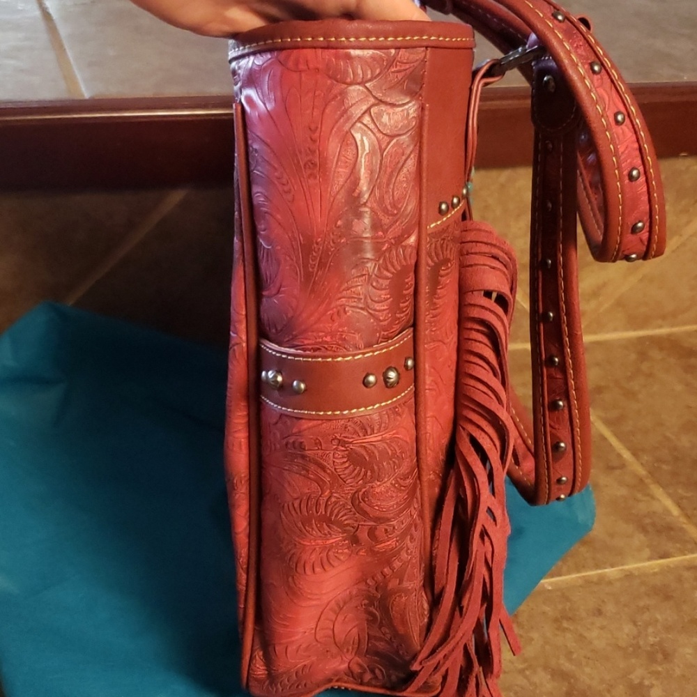 Trinity Ranch Authentic Red Leather Tote - Picture 5 of 6